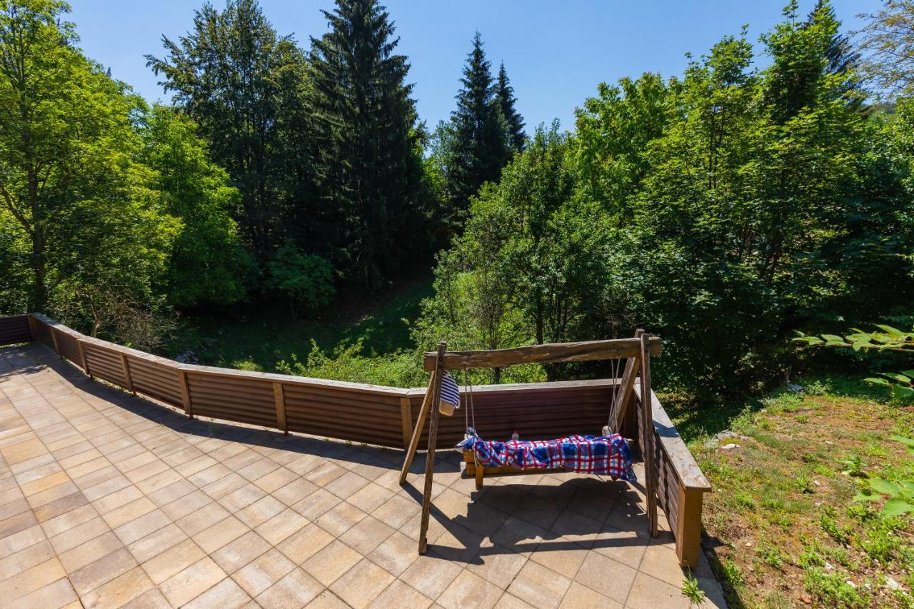 Golden Lakes Rooms Plitvička Jezera Esterno foto