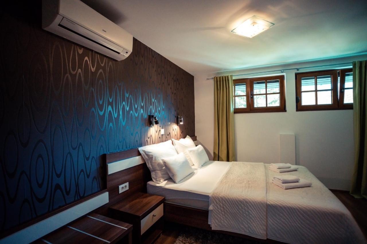 Golden Lakes Rooms Plitvička Jezera Esterno foto